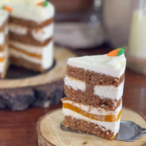 Tort Exotic Carrot Cake - imagine 3