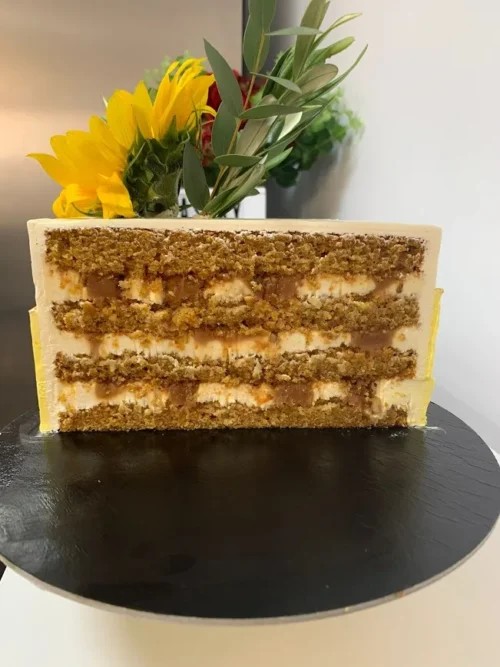 Tort Carrot Cake Clasic