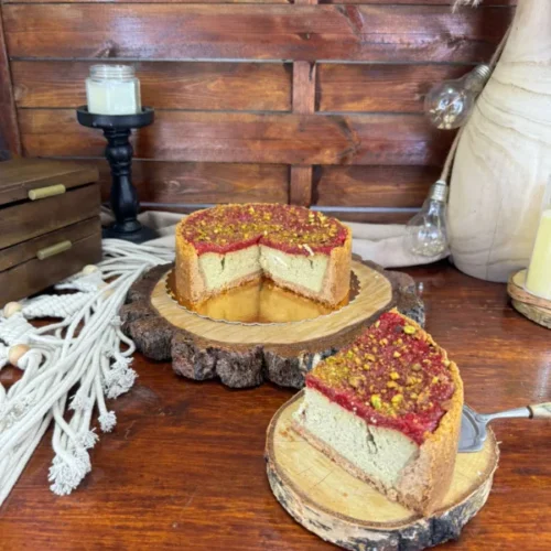 Cheesecake cu fistic Something Sweet