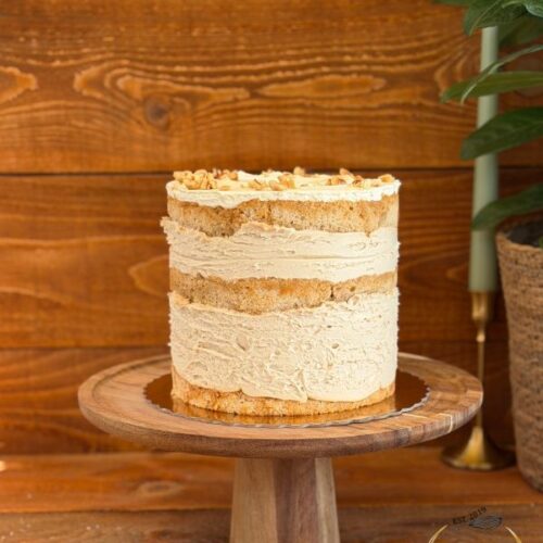 Tort Hazel cu alune de pădure, blat crocant și ganache catifelat – Something Sweet